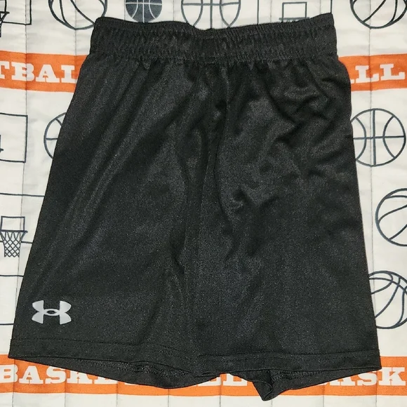 Bundle Of 11 BOYS Shorts - Picture 10 of 11